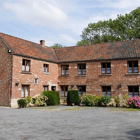 Hotel Restaurant La Ferme De Grambais Nijvel Buitenkant foto