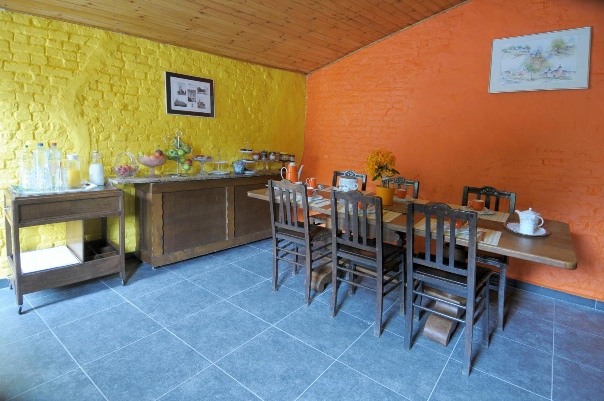 Hotel Restaurant La Ferme De Grambais Nijvel Buitenkant foto