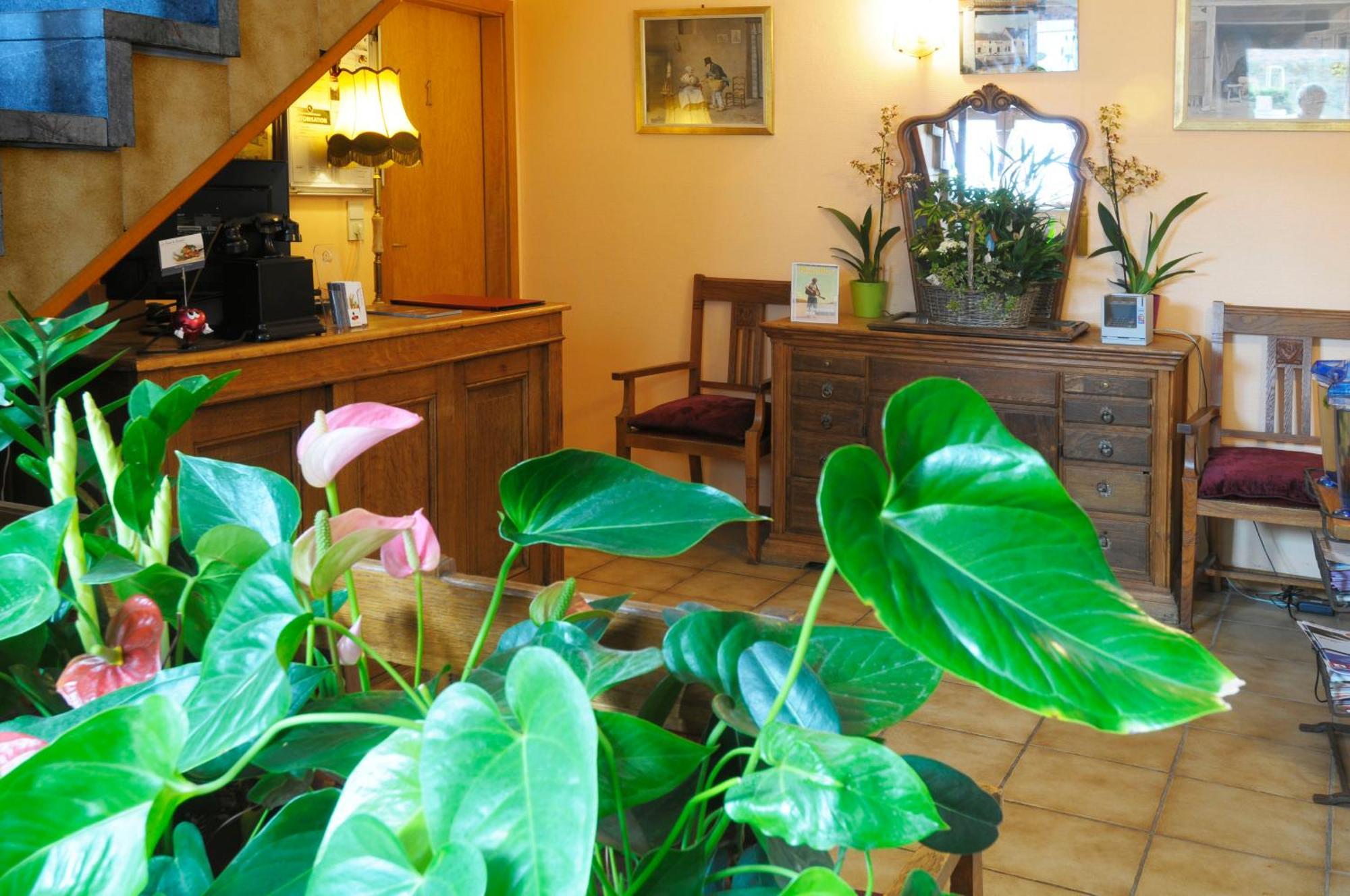 Hotel Restaurant La Ferme De Grambais Nijvel Buitenkant foto
